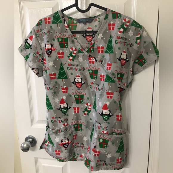 Christmas Scrub Top - Picture 1 of 4